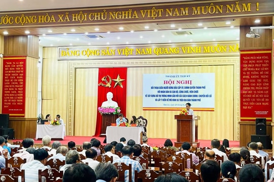 Lãnh đạo TP.Tam Kỳ đối thoại về xây dựng đô thị thông minh