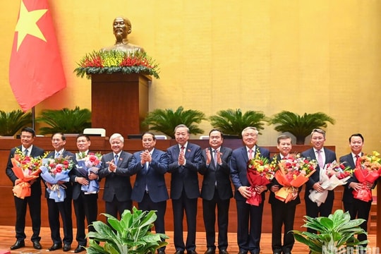 Bế mạc Kỳ họp bất thường lần thứ 8, Quốc hội khóa XV