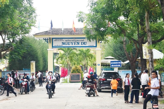 Áp lực tuyển sinh đầu cấp ở hai vùng đô thị Quảng Nam