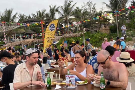 Loay hoay bài toán du lịch đêm