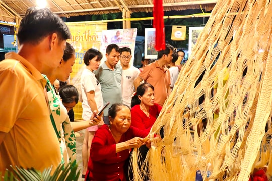 Để làng nghề là thực thể sống