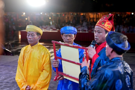 Long trọng Lễ tế bách tổ nghệ
