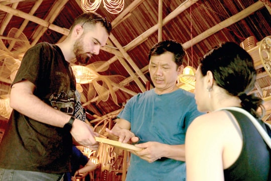 Dấu ấn trong hàng lưu niệm