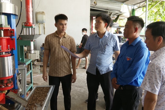 Tiên Phước hỗ trợ máy móc cho 2 cơ sở sản xuất bánh tráng và trầm hương