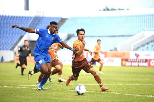 Đội bóng Quảng Nam: Một trận thua “vỡ” ra nhiều điều