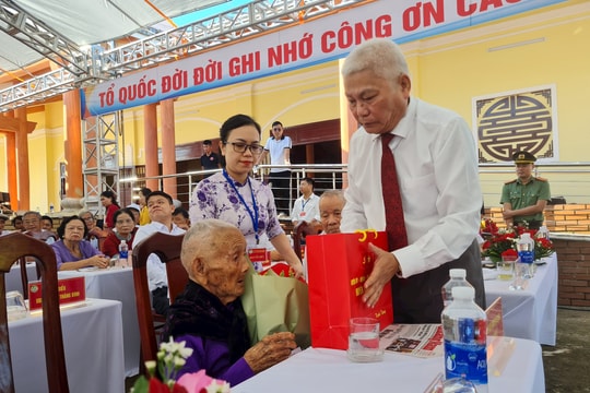 Trọng thể lễ kỷ niệm 70 năm cuộc đấu tranh Cây Cốc - Tiên Thọ