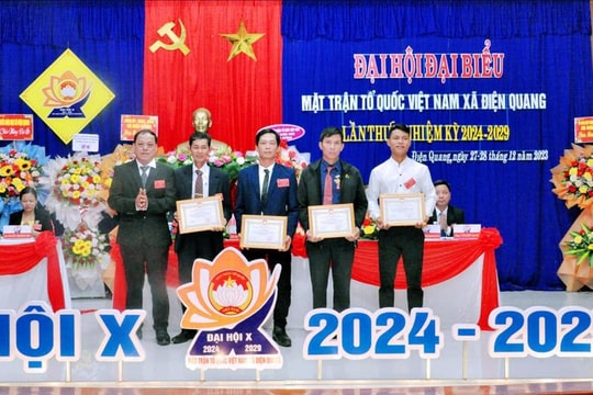 Ông Xang khéo làm dân vận