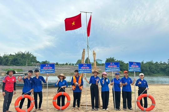 Thành lập đội xung kích tự quản bến đò ngang Trung Phước - Đại Bình