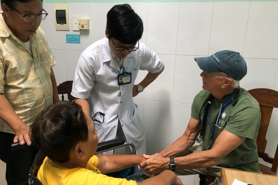 Tổ chức MOA khám chữa bệnh cho người khuyết tật, nạn nhân da cam tại Đại Lộc