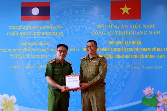 Bế mạc khóa tập huấn nâng cao năng lực điều tra tội phạm về ma túy cho cán bộ chiến sĩ Công an tỉnh Sê Kông