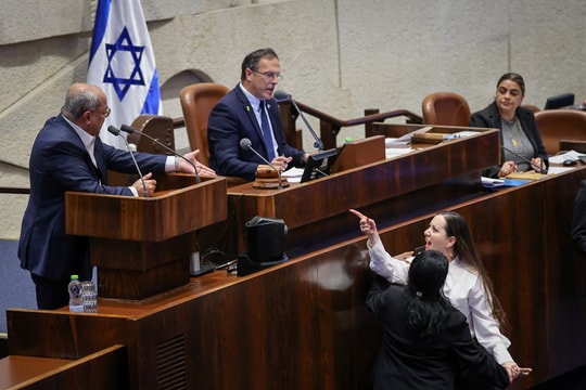 Dư luận phản ứng việc Israel cấm cơ quan cứu trợ của Liên Hợp Quốc