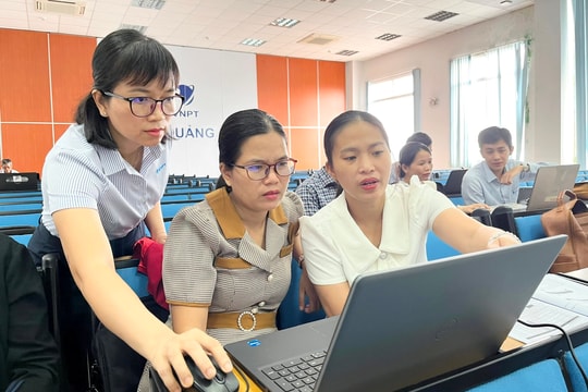 Đào tạo, hướng dẫn sử dụng hệ thống cơ sở dữ liệu chuyên ngành nông nghiệp