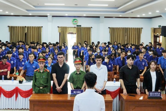 Phiên tòa giả định tuyên truyền phòng chống ma túy cho học sinh Tiên Phước