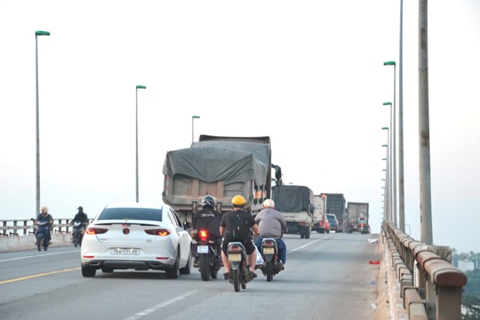 Xe buýt Đà Nẵng - Tam Kỳ được lưu thông khi sửa chữa cầu Câu Lâu mới