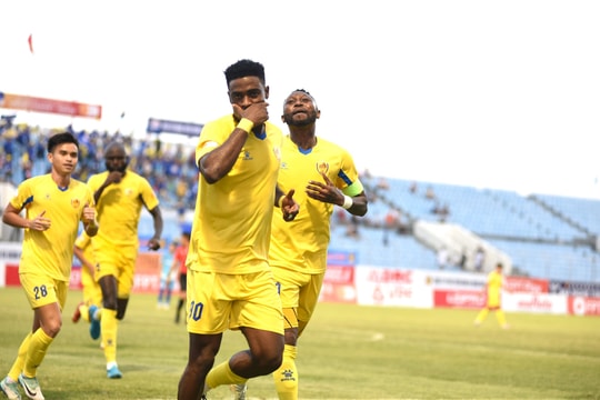 Đội bóng xứ Quảng với nỗi lo trắng tay