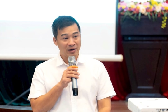 Tuyên truyền chiến lược khai thác, sử dụng bền vững tài nguyên, bảo vệ môi trường biển đảo