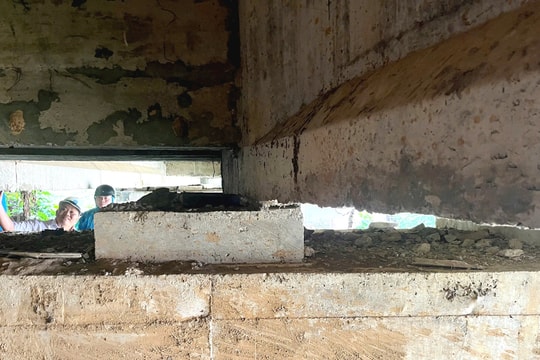 Cầu Đăk Mi 1 trên quốc lộ 14E bị sự cố: Ngành chức năng quyết định phân luồng giao thông