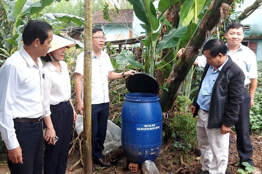 Hội Nông dân Việt Nam đánh giá cao mô hình xử lý rác thải tại xã Tam Dân