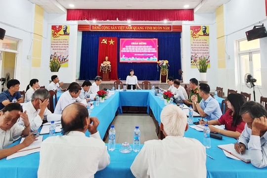 Đoàn khảo sát số 1 Tiểu ban Văn kiện Đại hội Đảng bộ tỉnh lần thứ XXIII làm việc tại phường Điện Phương