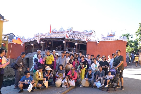 Số hóa và xây dựng cơ sở dữ liệu số về di sản văn hóa Hội An