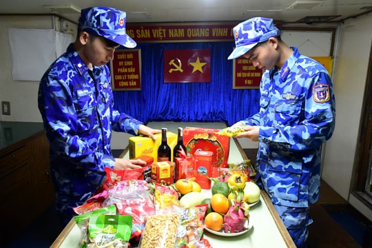 Đón tết nơi đầu sóng