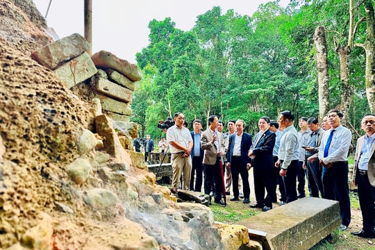 Phó Chủ tịch Quốc hội Nguyễn Đức Hải khảo sát Khu đền tháp Mỹ Sơn