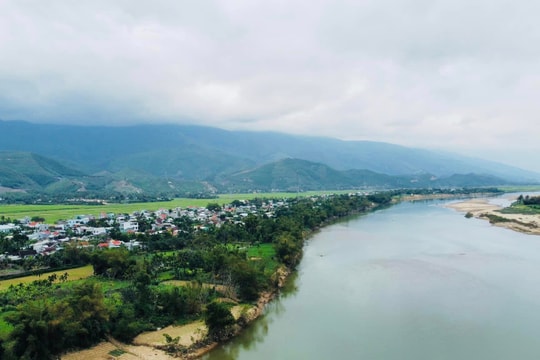 Công bố tình huống khẩn cấp về thiên tai đối với hiện trạng sạt lở kè sông Vu Gia và kè sông Quảng Huế