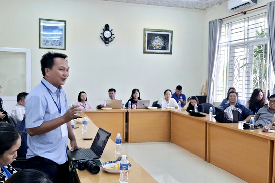 Chia sẻ các giải pháp truyền thông về năng lượng tái tạo