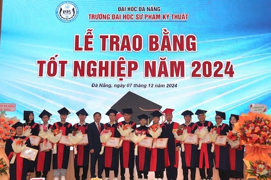 Trường Đại học Sư phạm kỹ thuật Đà Nẵng trao bằng tốt nghiệp cho 519 sinh viên ‏