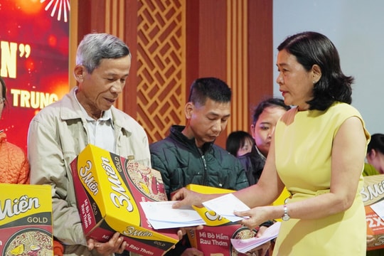 Ấm tình đồng hương Duy Trung