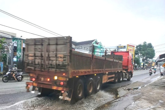 Nguy hiểm rình rập ở ngã tư Ái Nghĩa