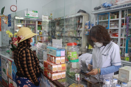 Quản lý kinh doanh thuốc trực tuyến