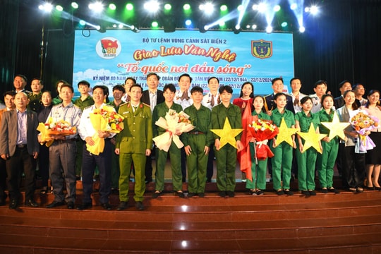 Giao lưu văn nghệ “Tổ quốc nơi đầu sóng”