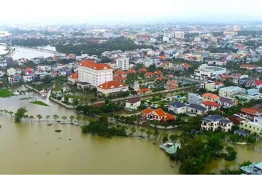 Cách nào giảm ngập lụt cho phố?