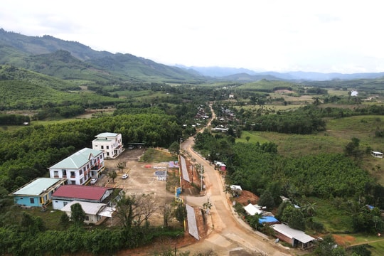 Tròn 75 năm đồng bào Trà Kót có Đảng