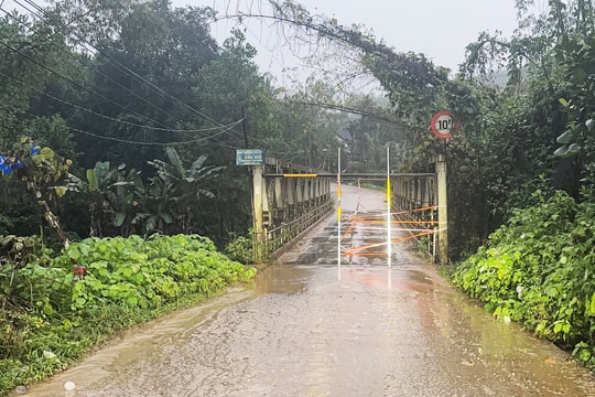 Bắc Trà My: Cấm phương tiện ô tô, xe 3 bánh lưu thông qua cầu Đồng Chùa