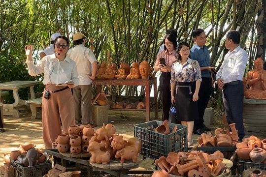 Chuyển dịch cơ cấu kinh tế ở Điện Phương