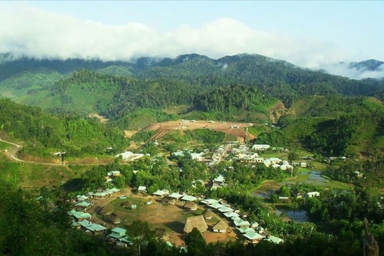 Bộ GD-ĐT tiếp thu ý kiến cử tri Quảng Nam về chế độ hỗ trợ giáo dục vùng sâu vùng xa