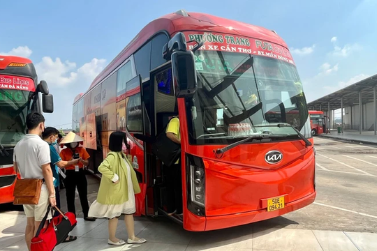 Cập nhật lịch xe khách chạy Tết 2025 trên Traveloka