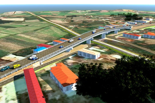 Sớm bố trí kinh phí giải phóng mặt bằng thi công cầu vượt đường sắt trên quốc lộ 14E