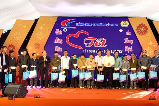 Tổ chức “Tết sum vầy” cho người lao động Công ty CP Than - điện Nông Sơn - TKV