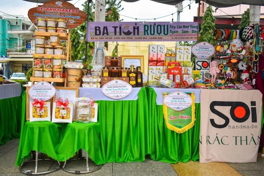 Nông dân Điện Bàn với ngày hội trưng bày sản phẩm OCOP