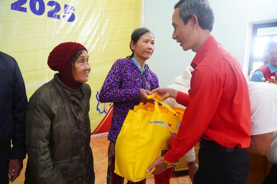 Các cấp Hội Chữ thập đỏ tỉnh Quảng Nam tất bật với "Tết nhân ái"