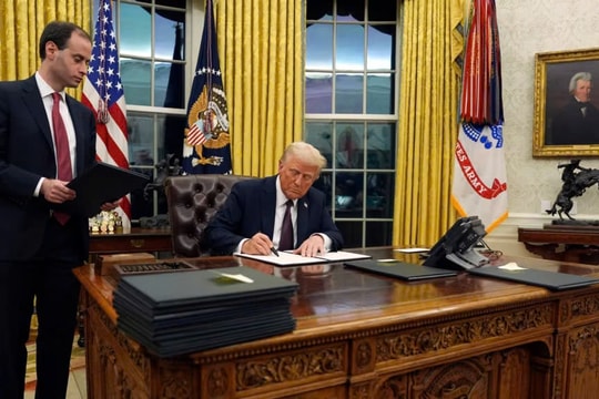 Mỹ rút khỏi WHO và Thỏa thuận khí hậu Paris