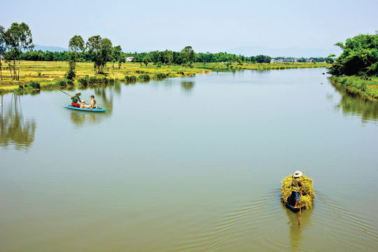 Những dòng sông trong bia ký Chăm