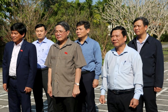 Phó Chủ tịch Quốc hội Nguyễn Đức Hải thăm, tặng quà tại nhà lưu niệm Chủ tịch Hội đồng Nhà nước Võ Chí Công