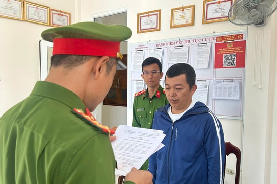 Khởi tố đối tượng dùng cồn y tế pha chế rượu khiến hai người tử vong