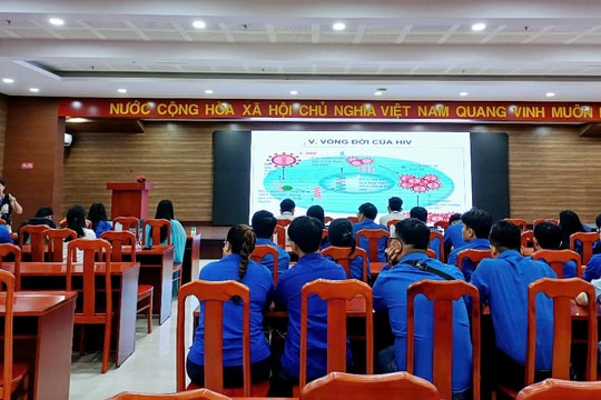 Tăng cường truyền thông phòng, chống HIV trên nền tảng công nghệ