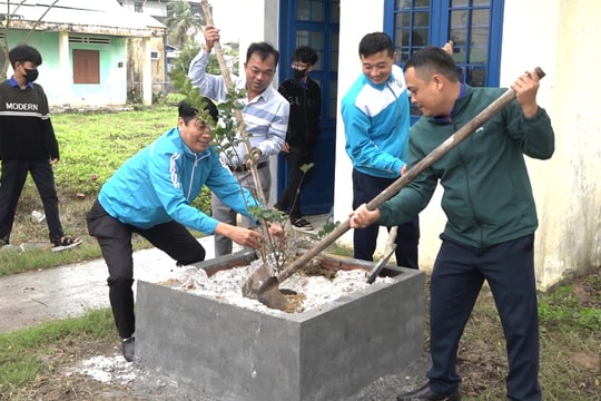 Thanh niên Thăng Bình phát động Tết trồng cây xuân Ất Tỵ 2025