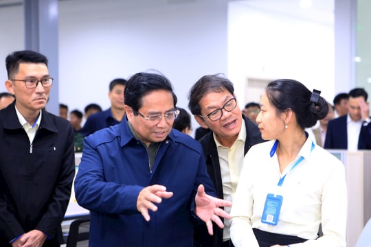 Thủ tướng Chính phủ Phạm Minh Chính: “THACO phải tiên phong trong các vấn đề liên quan đến đổi mới, sáng tạo, bứt phá về tăng trưởng”